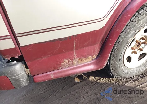 2004 GMC Savana Upfitter из США, поврежденный, VIN 1GDFG15X541109566